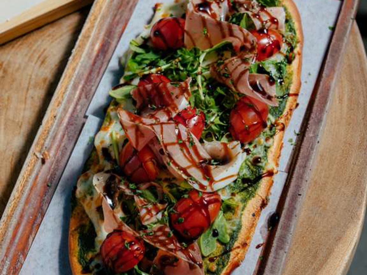 Pesto Flatbread